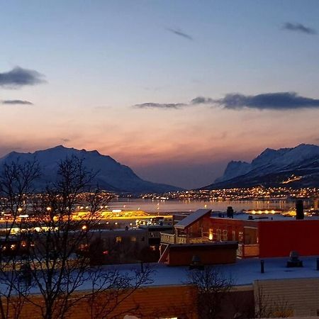 60 Sqm Apartment A - Free Parking! Tromsø Eksteriør billede