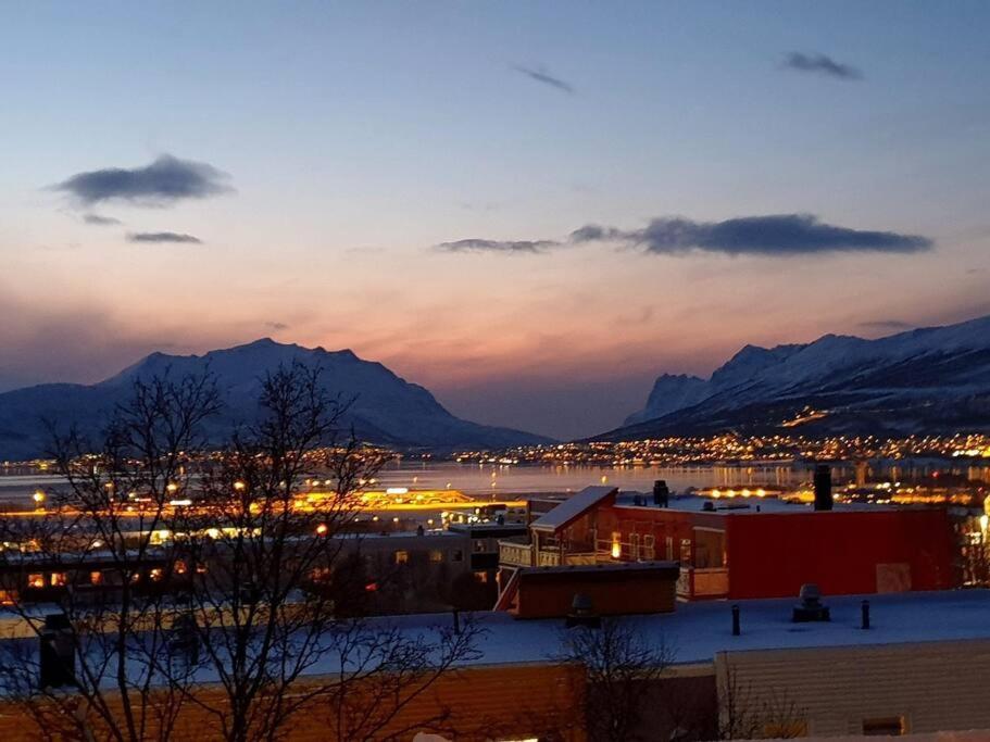 60 Sqm Apartment A - Free Parking! Tromsø Eksteriør billede